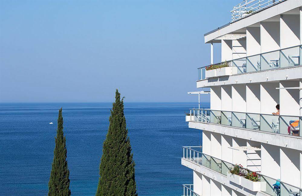 Astarea 2 Hotel Mlini Exterior photo